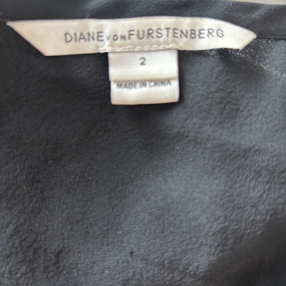 DVF Diane Von Furstenberg LANE Silk Blouse Long Sleeve Top Black Size 2. - Picture 6 of 6
